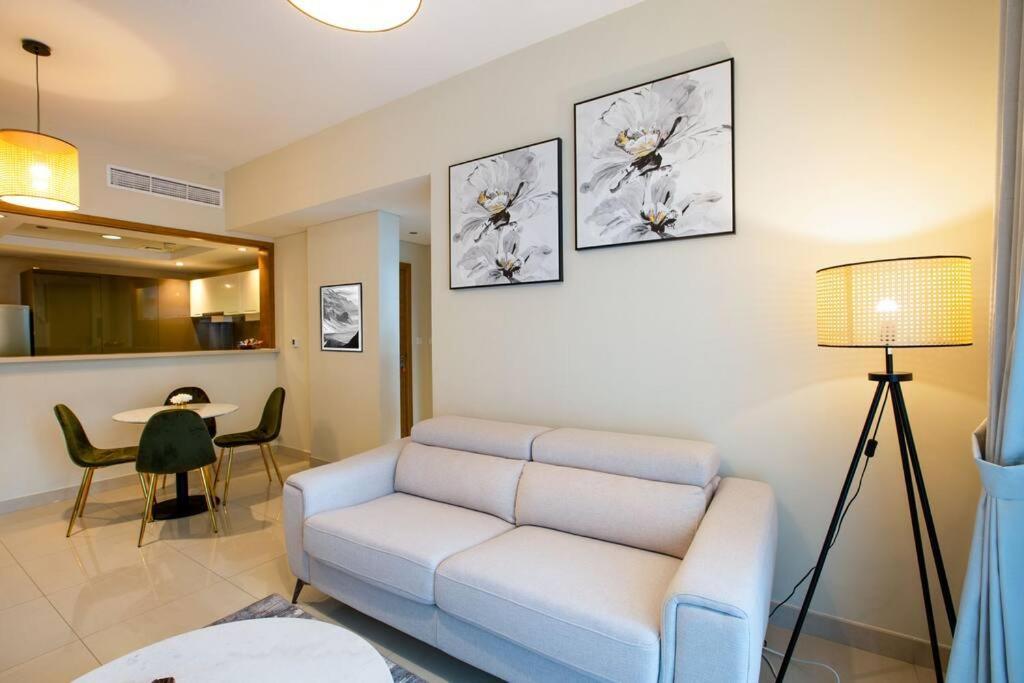 Apartamento Lux 1Br 2 Min To Burj Khalifa Dubái Exterior foto