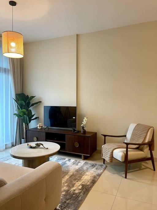 Apartamento Lux 1Br 2 Min To Burj Khalifa Dubái Exterior foto