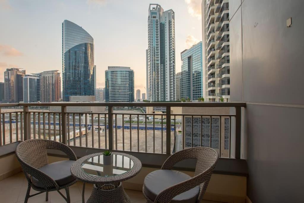 Apartamento Lux 1Br 2 Min To Burj Khalifa Dubái Exterior foto