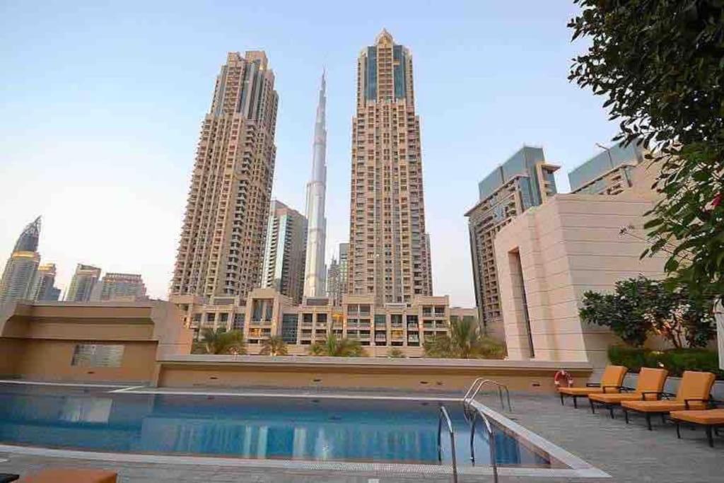 Apartamento Lux 1Br 2 Min To Burj Khalifa Dubái Exterior foto